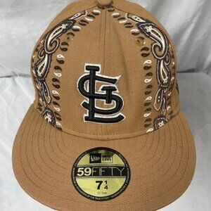59Fifty New Era STL Cardinals Embroidered fitted Baseball Hat Size 7 1/4, wheat